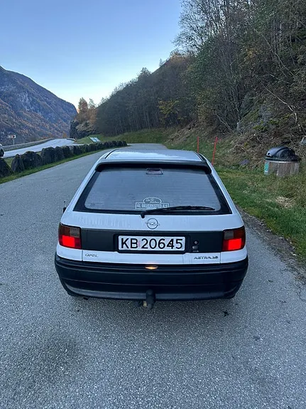 Opel Astra 1995 photo 3