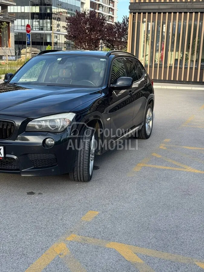 BMW X1 2012 photo 2
