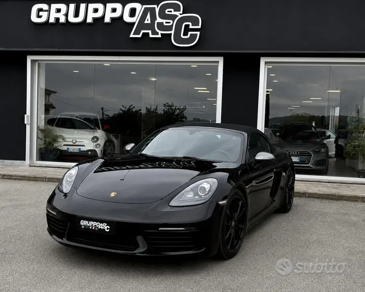 Porsche 718 Cayman