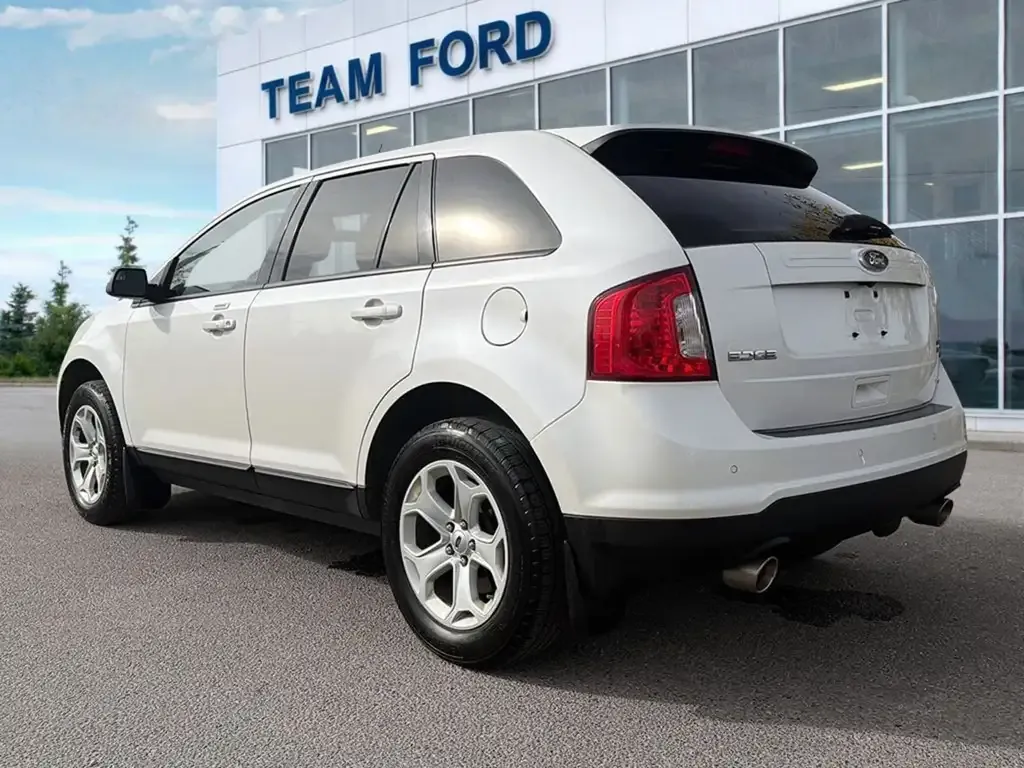 Ford Edge 2013 photo 4