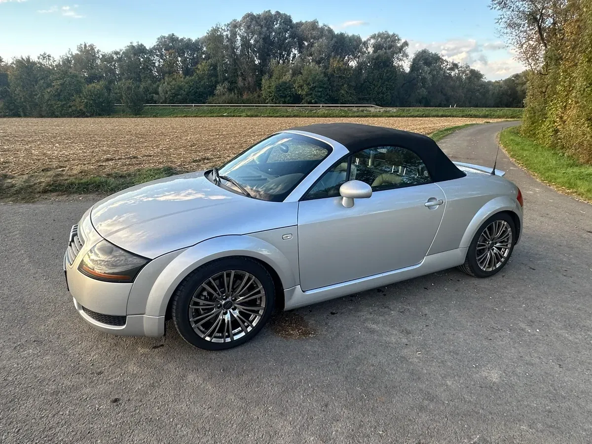 Audi Tt 2000 photo 2
