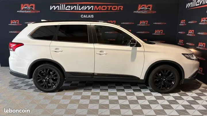 Mitsubishi Outlander 2018 photo 5