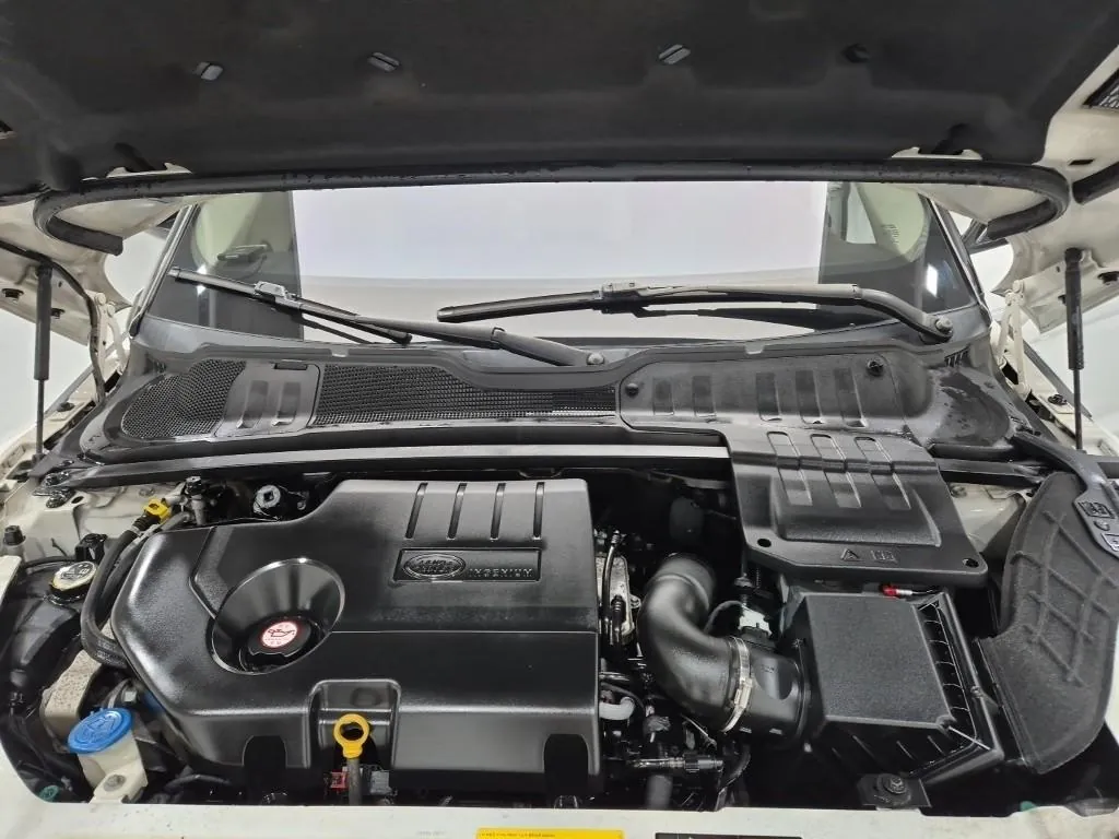 Land Rover Range Rover Evoque 2016 photo 5