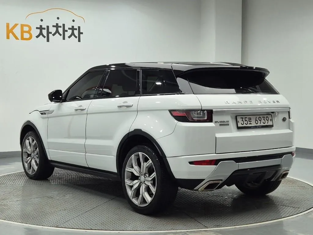 Land Rover Range Rover Evoque 2016 photo 2