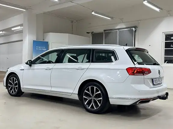 Volkswagen Passat 2021 photo 3