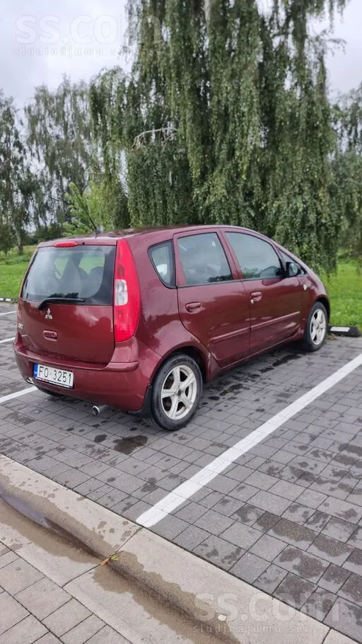 Mitsubishi Colt 2005 photo 3