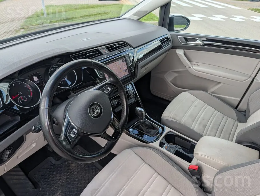 Volkswagen Touran 2016 photo 4