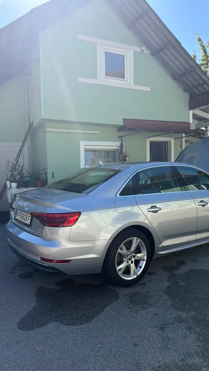 Audi A4 2015 photo 3