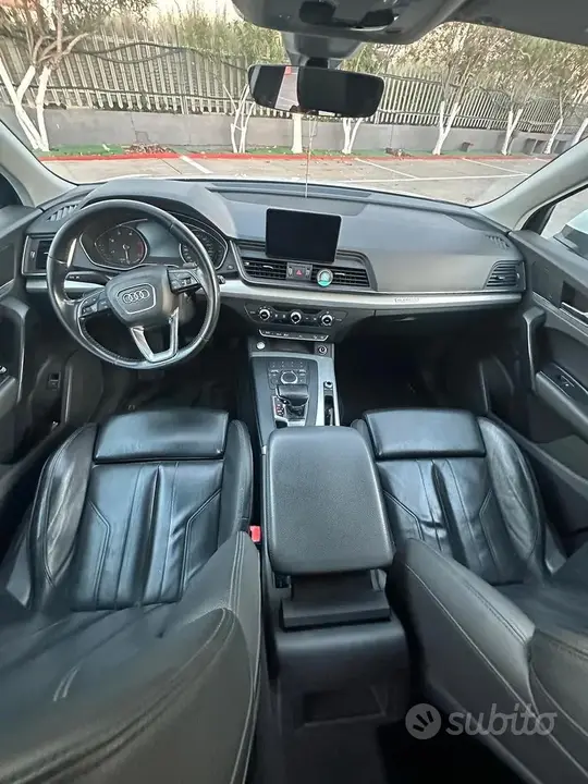 Audi Q5 2018 photo 2