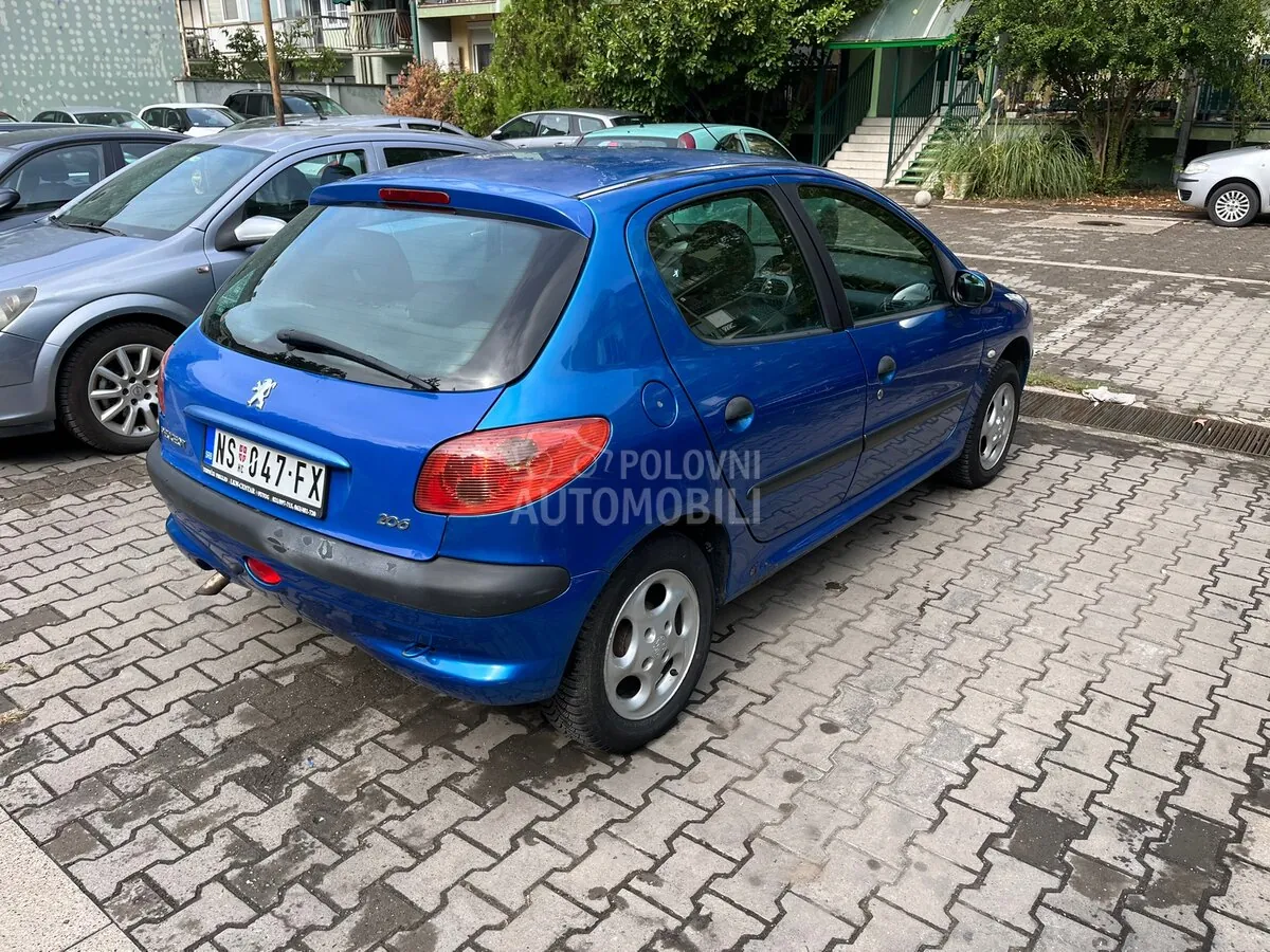 Peugeot 206 2006 photo 5