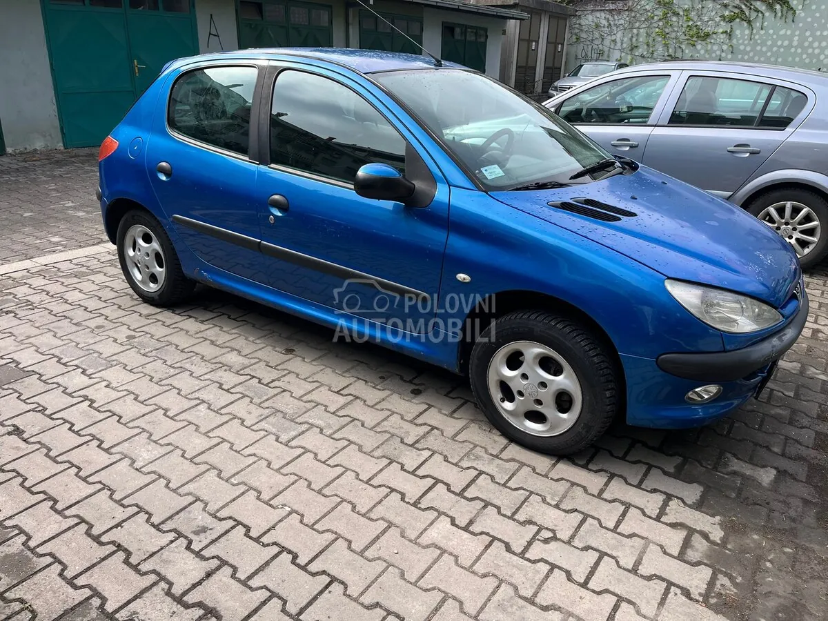 Peugeot 206 2006 photo 4
