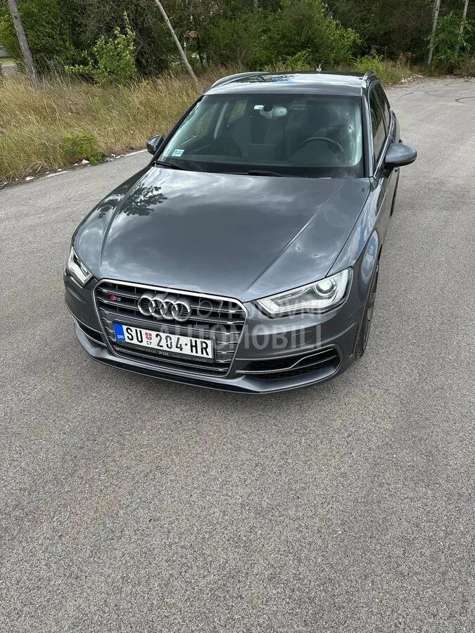 Audi A3 2012 photo 2