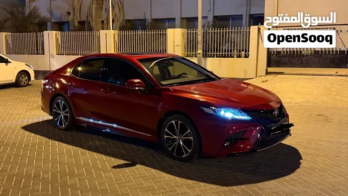 Toyota Camry 2020 photo 3