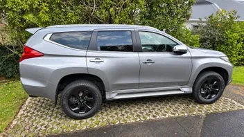 Mitsubishi Pajero Sport 2016 photo 4