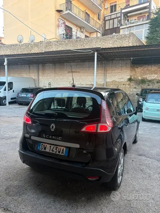 Renault Scenic 2009 photo 4