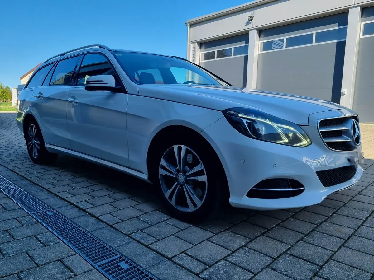 Mercedes-Benz Eklasse 2014 photo 2