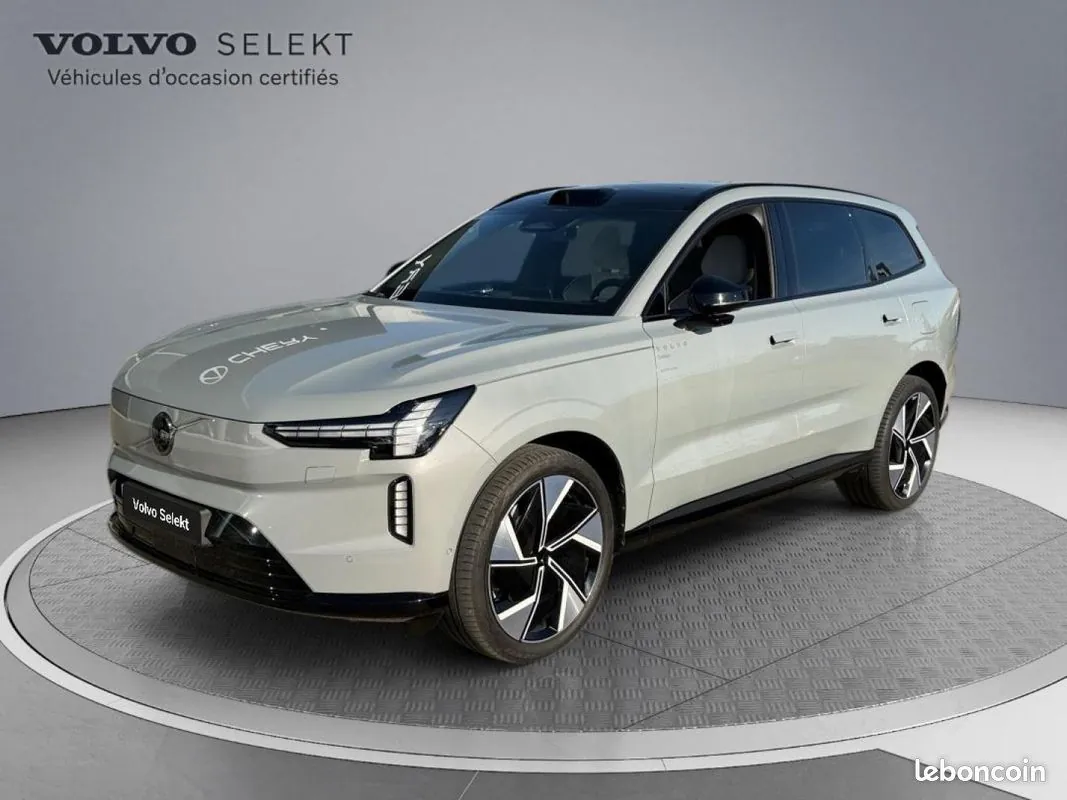 Volvo Ex90