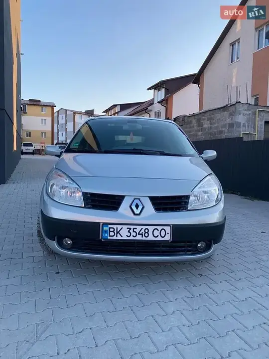 Renault Scenic 2003 photo 2