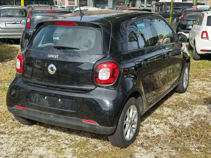 Smart Forfour 2014 photo 3
