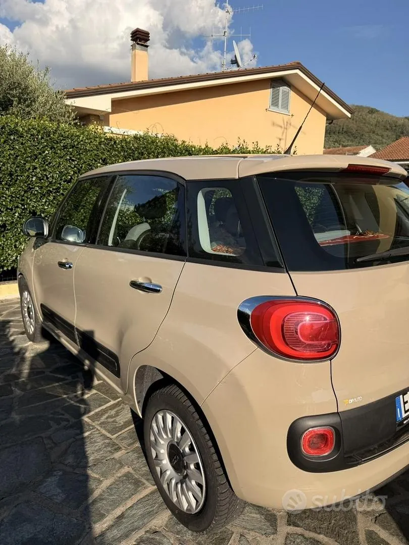 Fiat 500L 2014 photo 4