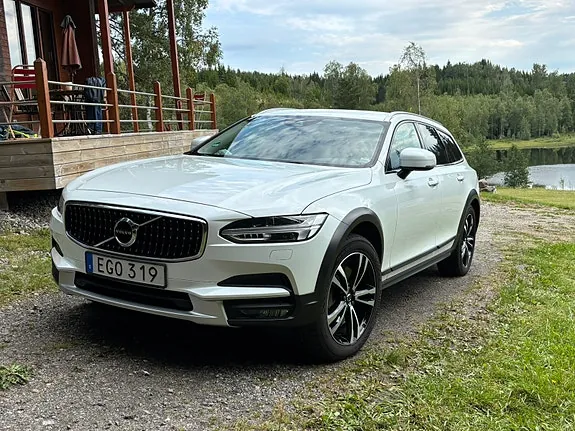 Volvo V90 Cross Country 2019 photo 2