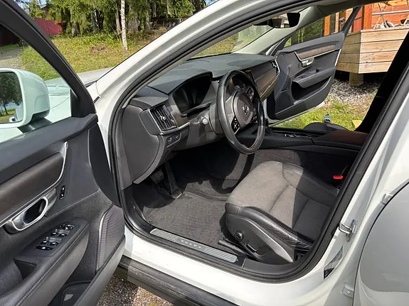 Volvo V90 Cross Country 2019 photo 5