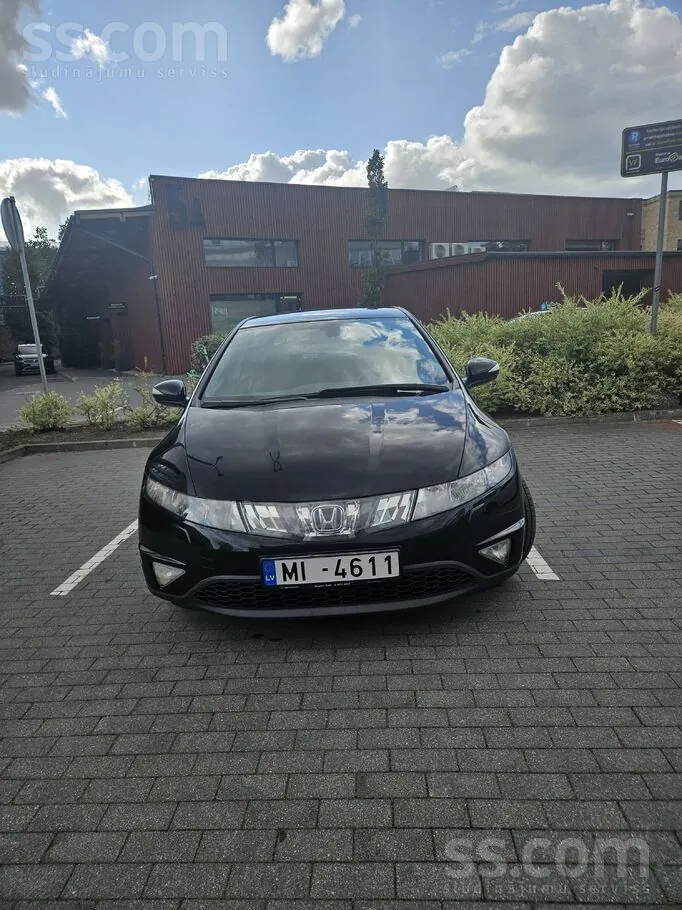 Honda Civic 2007 photo 2