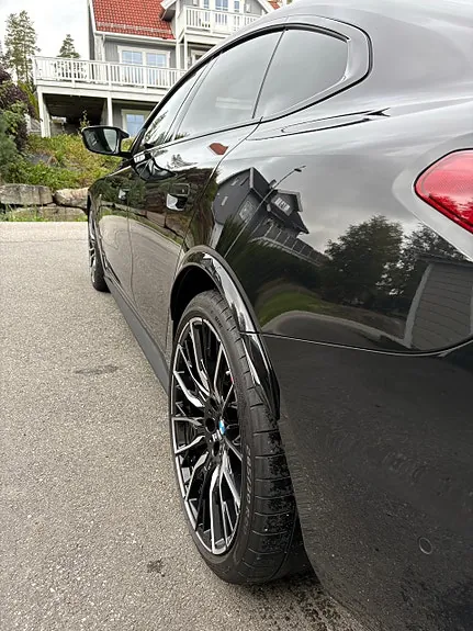 BMW I4 2025 photo 3