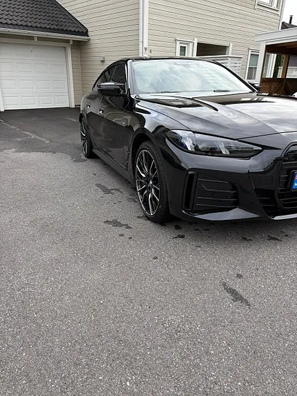 BMW I4 2025 photo 5
