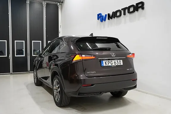 Lexus Nx300H 2015 photo 4