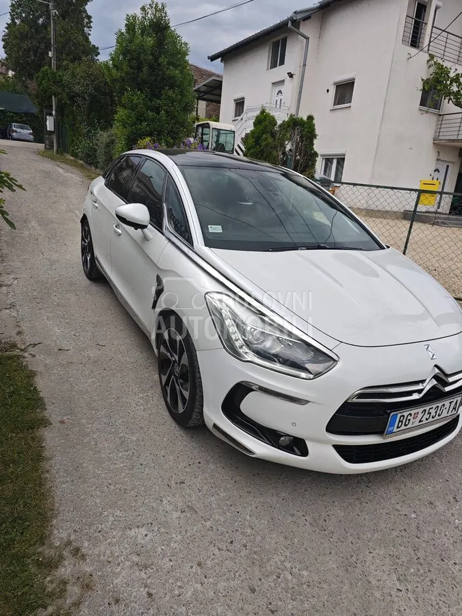 Citroen Ds5 2012 photo 3