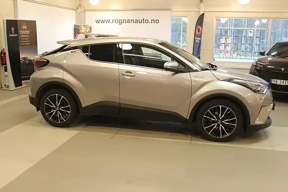 Toyota C-Hr 2017 photo 2