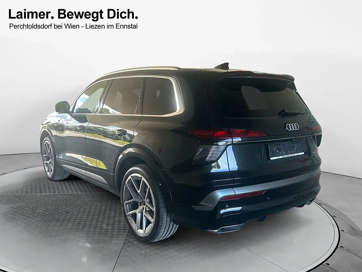 Audi Q7 2026 photo 3