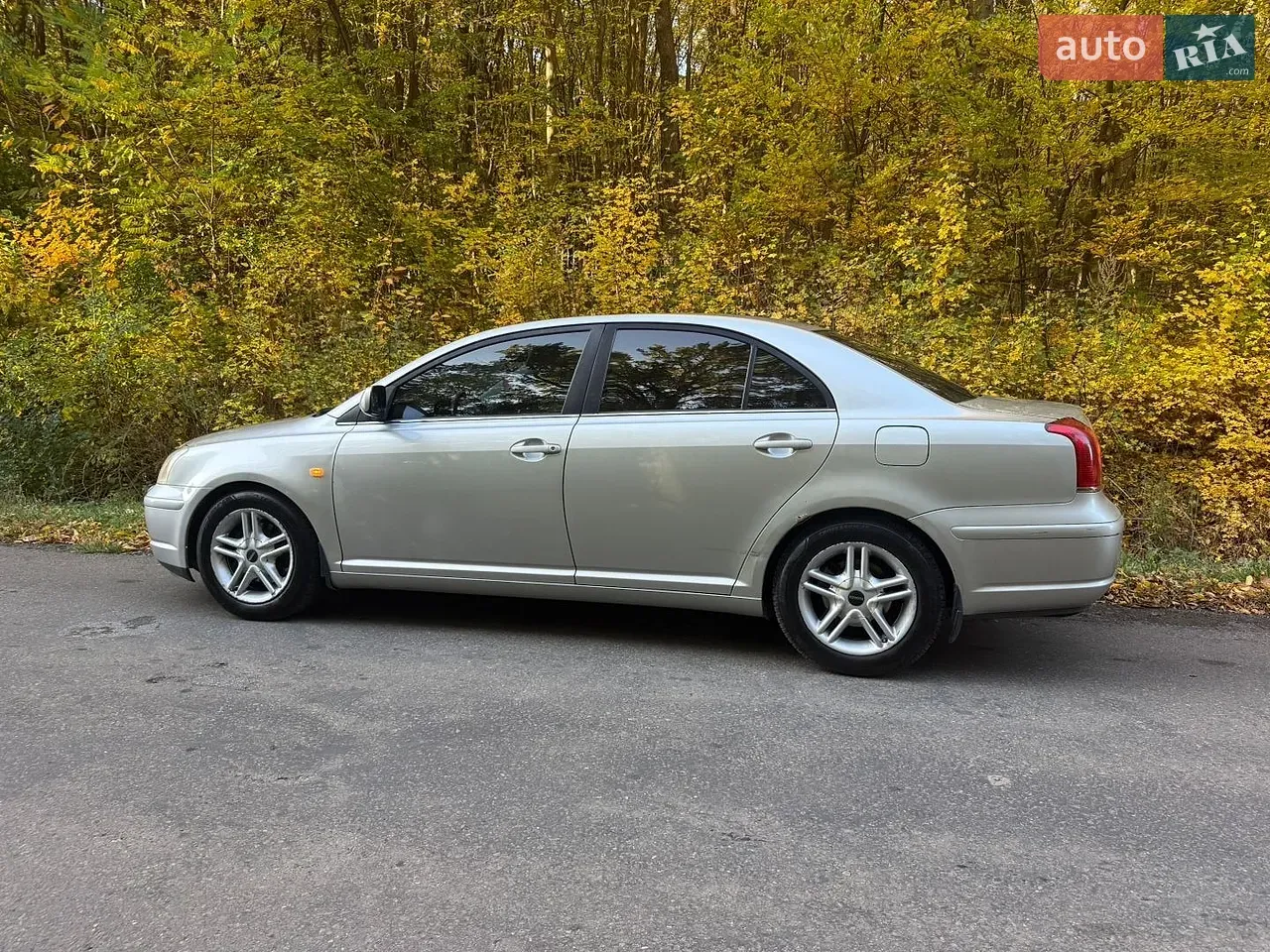Toyota Avensis 2006 photo 3