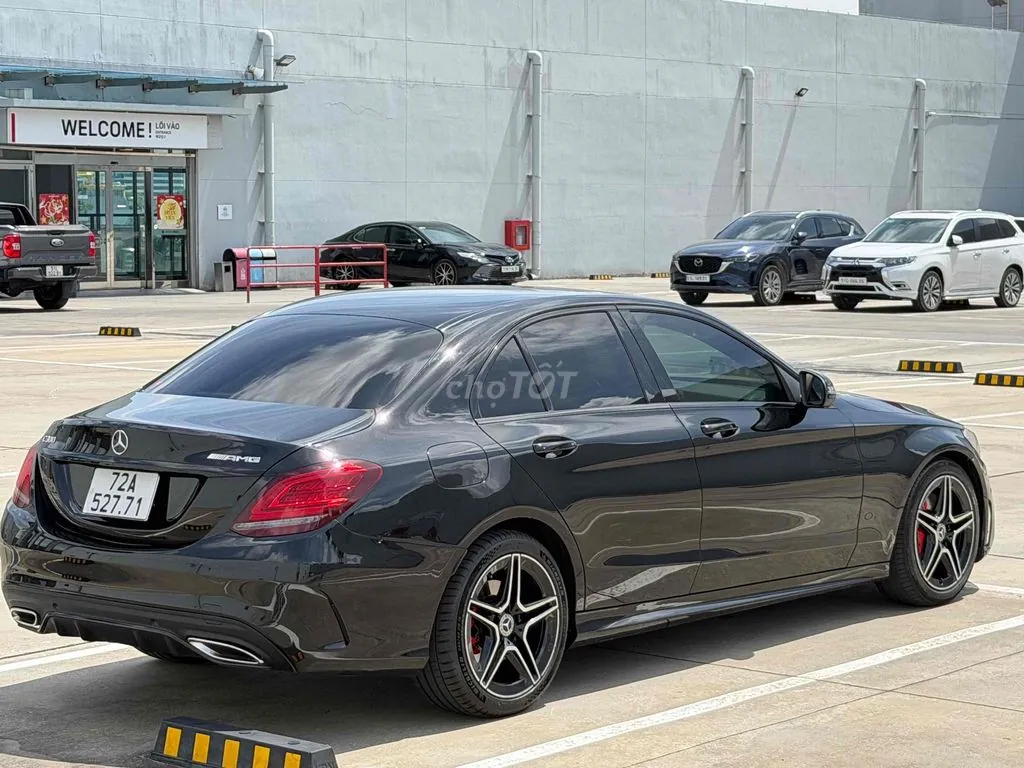 Mercedes-Benz C300 2018 photo 4