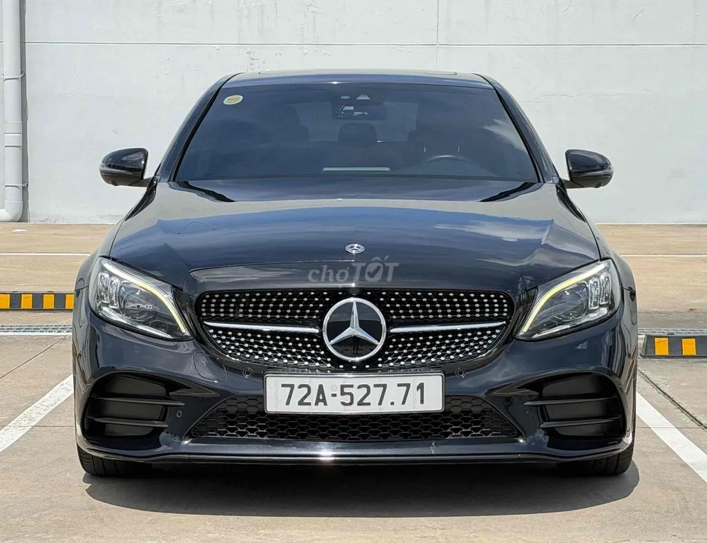 Mercedes-Benz C300