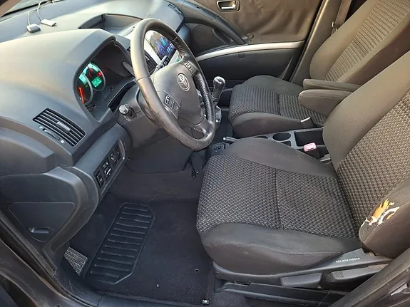 Toyota Corolla Verso 2008 photo 5