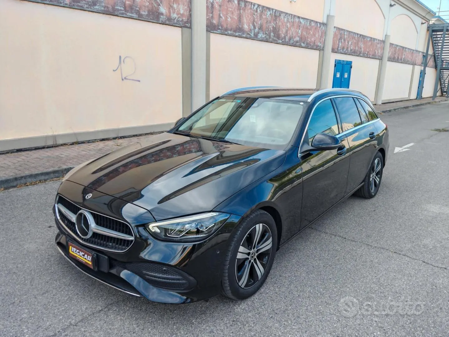 Mercedes-Benz C220 2022 photo 5