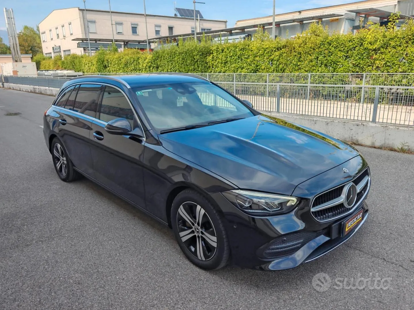 Mercedes-Benz C220 2022 photo 3