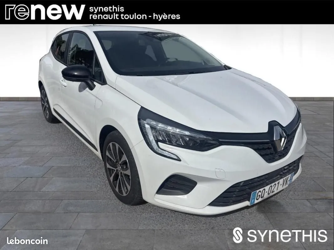 Renault Clio 2023 photo 2