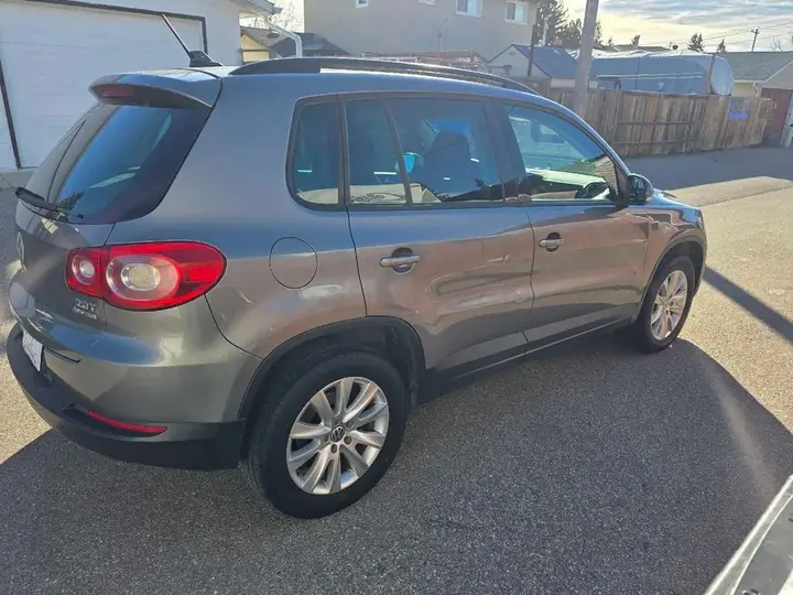 Volkswagen Tiguan 2009 photo 5