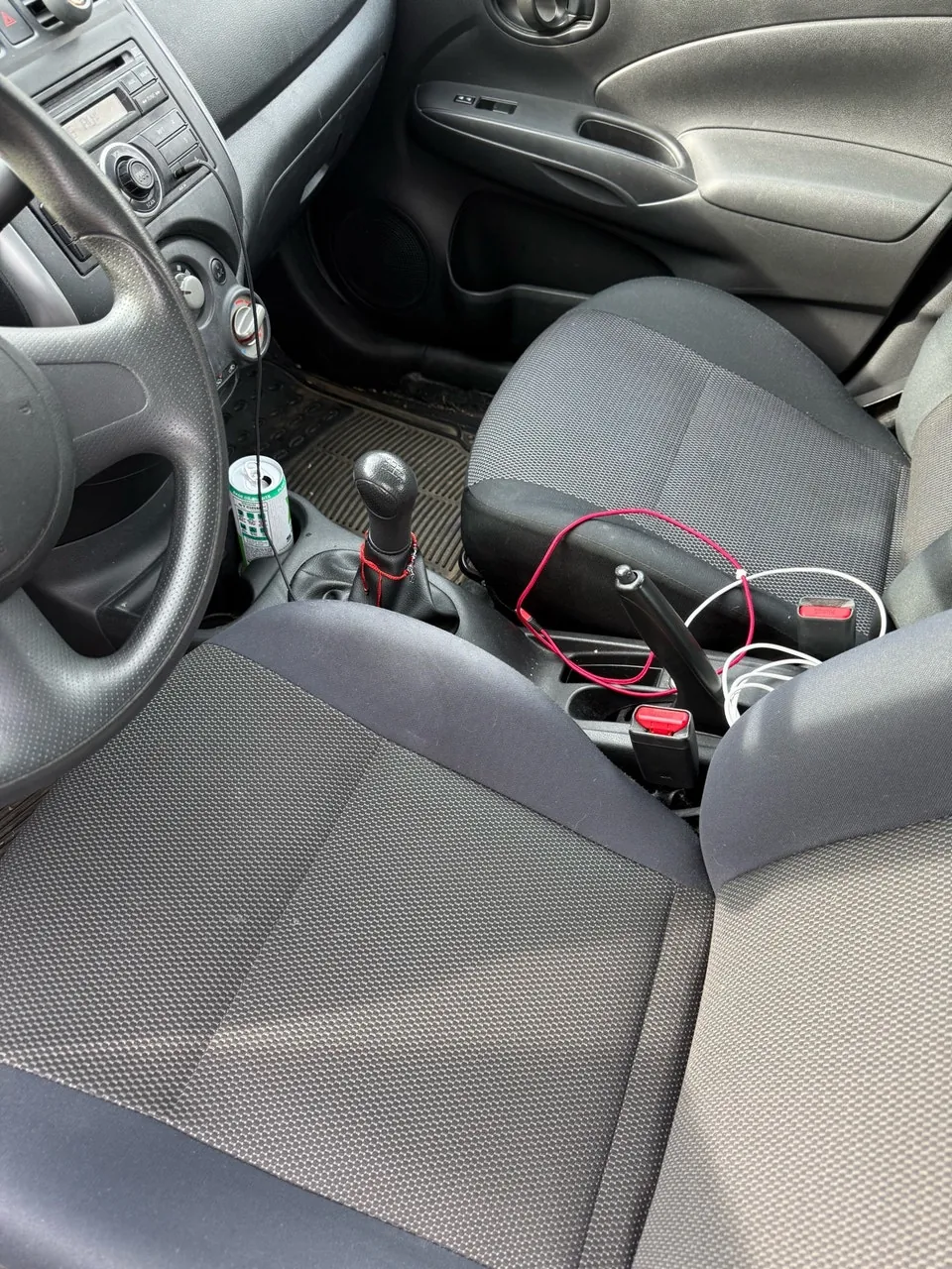 Nissan Versa 2012 photo 4