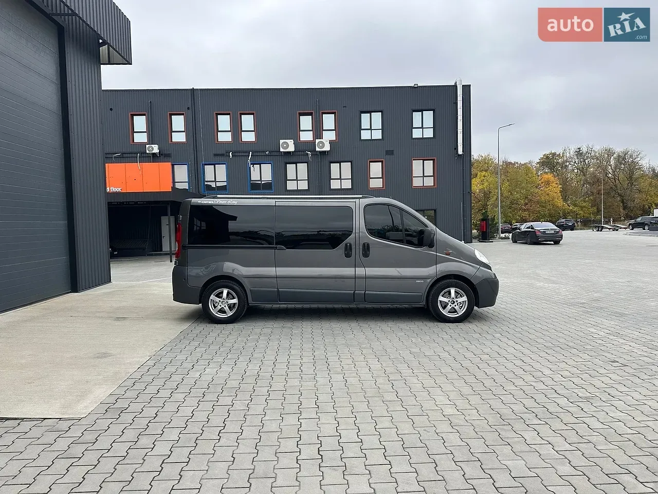 Opel Vivaro 2012 photo 4