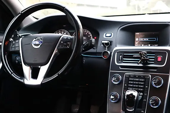 Volvo V60 2011 photo 5