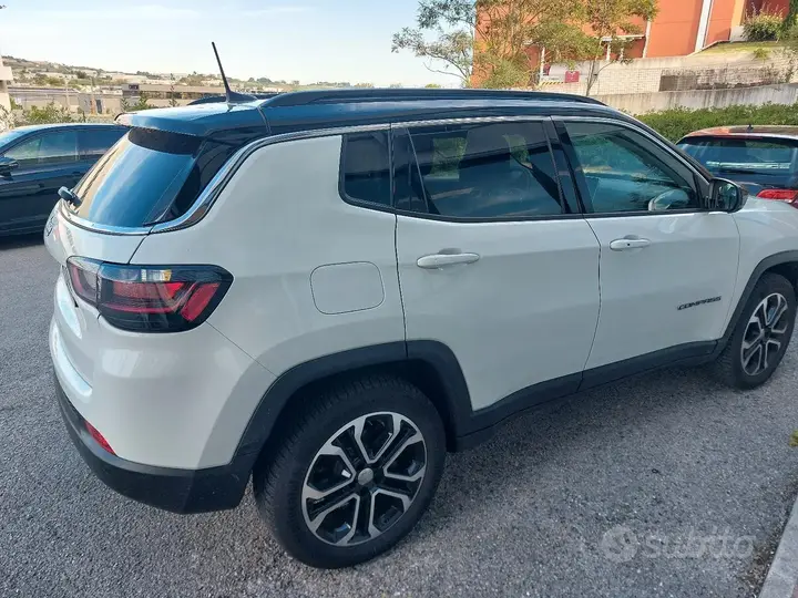 Jeep Compass 2023 photo 3