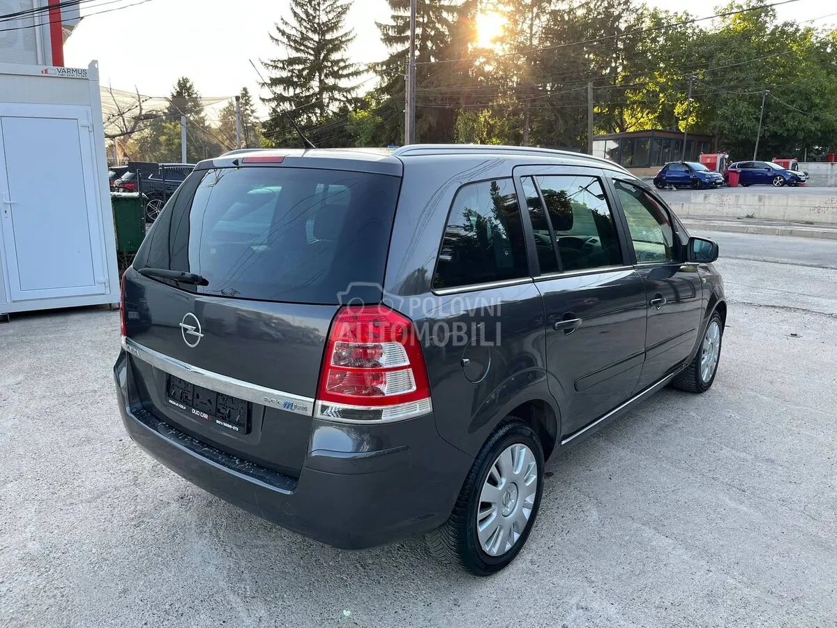 Opel Zafira 2012 photo 5