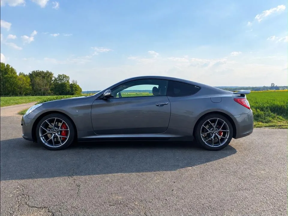 Hyundai Genesis Coupe