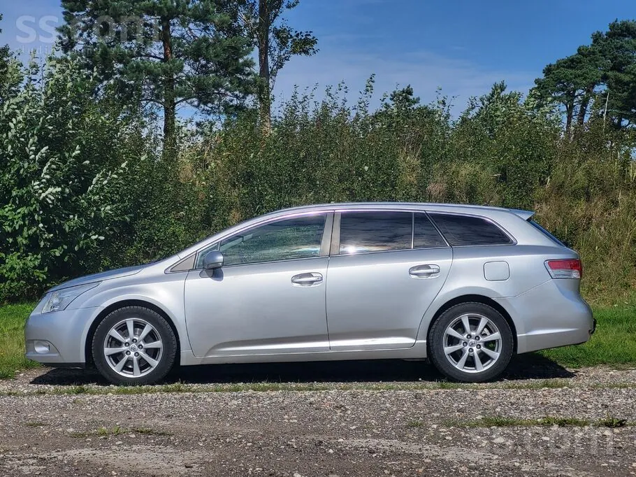 Toyota Avensis 2009 photo 4
