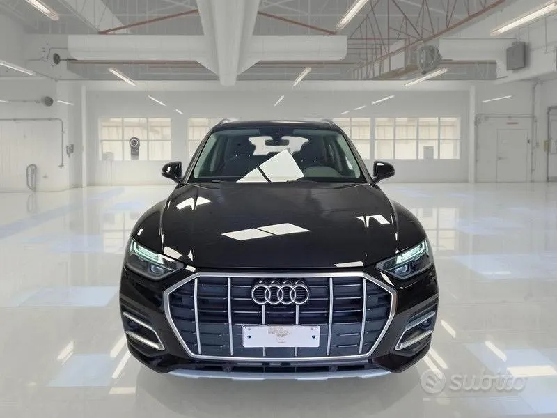 Audi Q5 2022 photo 2