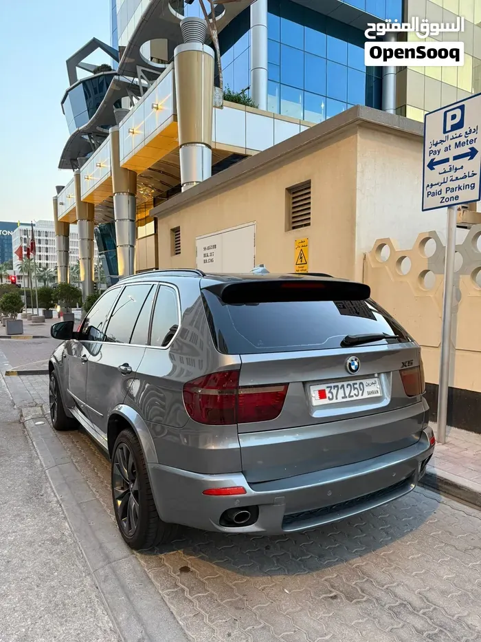 BMW X5 2010 photo 2